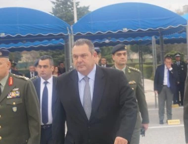 Το tweet του Πάνου Καμμένου για την κυρά της Ρω: «Δεν την ενοχλεί κανείς» (φωτο)